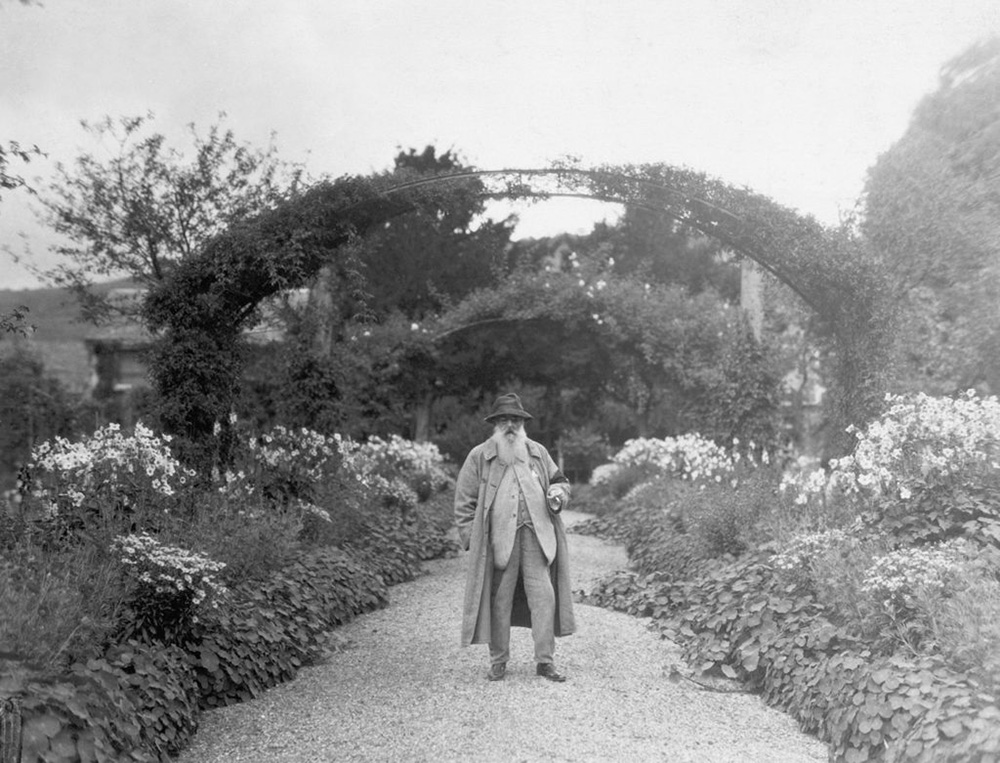 Claude Monet at Giverney
